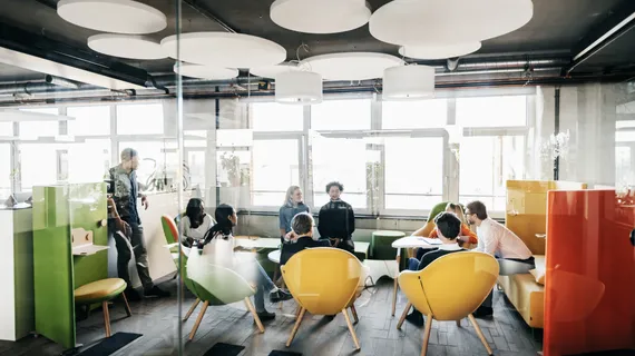 How do you select a Retool agency or Retool Developers?